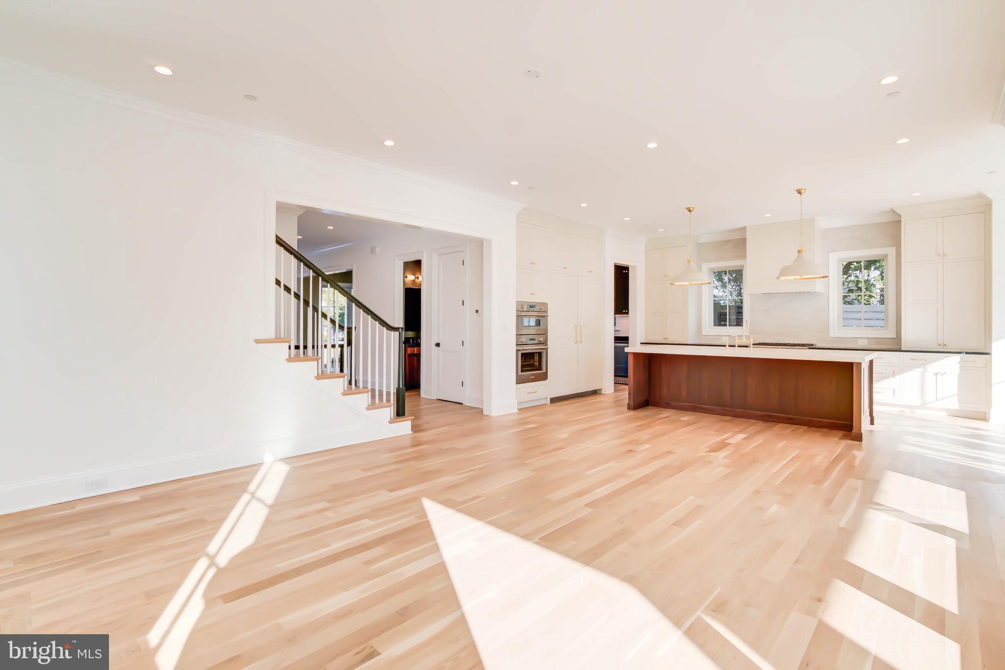 4422 Walsh Street Chevy Chase, MD 20815 - Photo 29 of 85