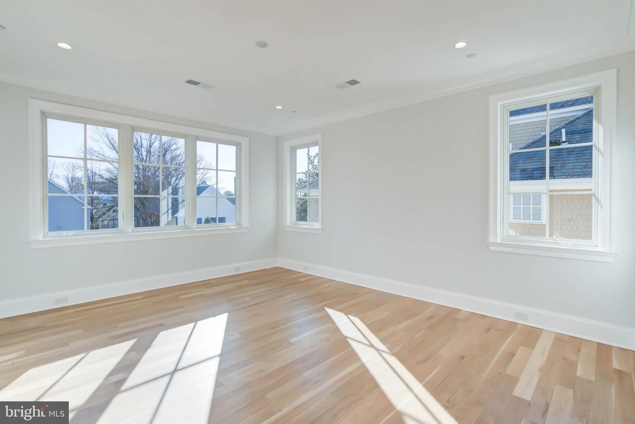 4422 Walsh Street Chevy Chase, MD 20815 - Photo 39 of 85