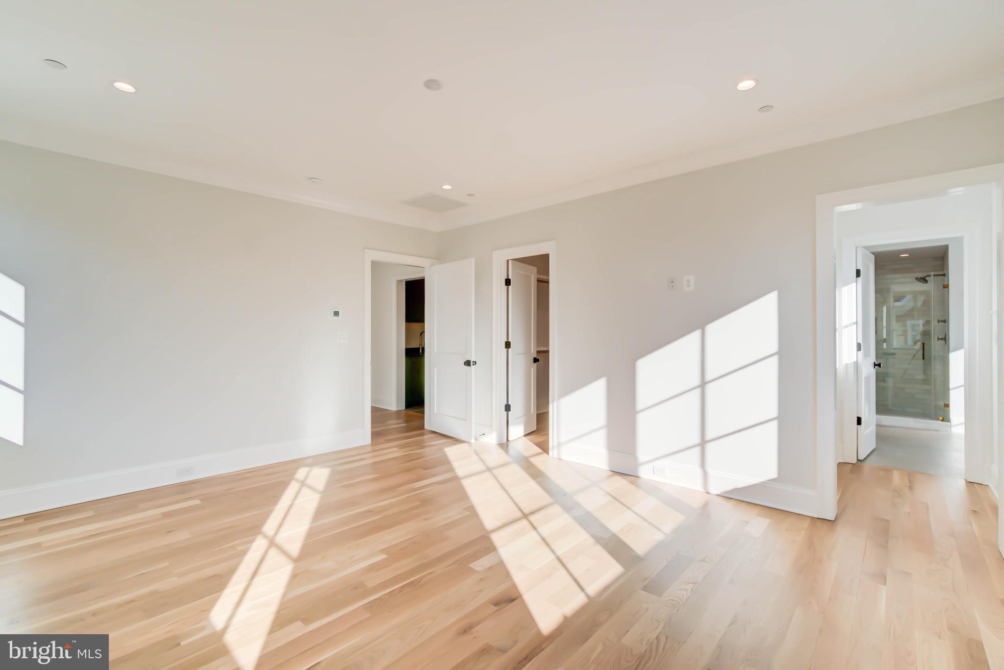 4422 Walsh Street Chevy Chase, MD 20815 - Photo 40 of 85