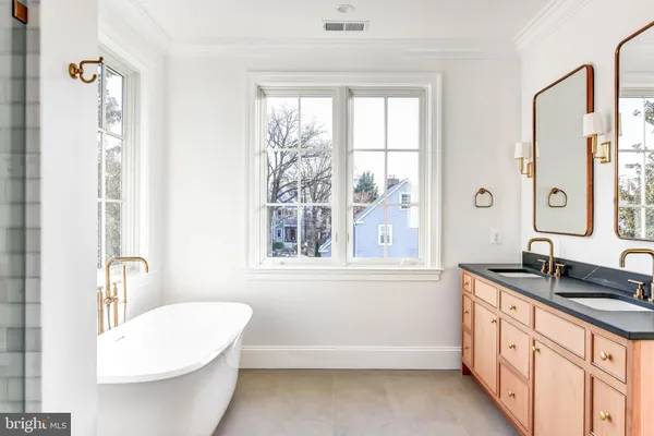 $3,645,000 | 4422 Walsh Street, Chevy Chase, MD 20815