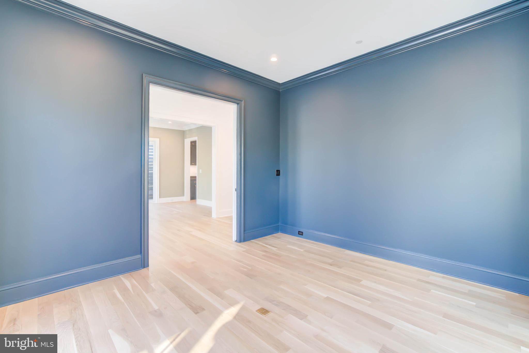 4422 Walsh Street Chevy Chase, MD 20815 - Photo 6 of 85