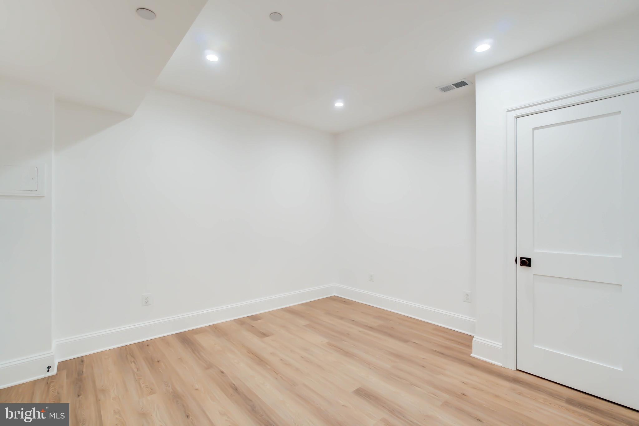 4422 Walsh Street Chevy Chase, MD 20815 - Photo 73 of 85