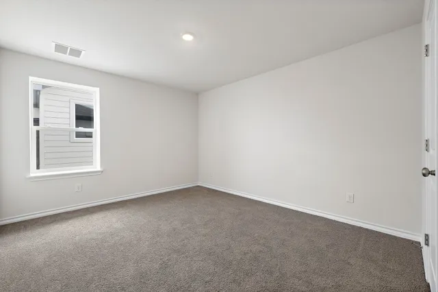 $2,395 | 316 Caisson Trail, Liberty Hill, TX 78642