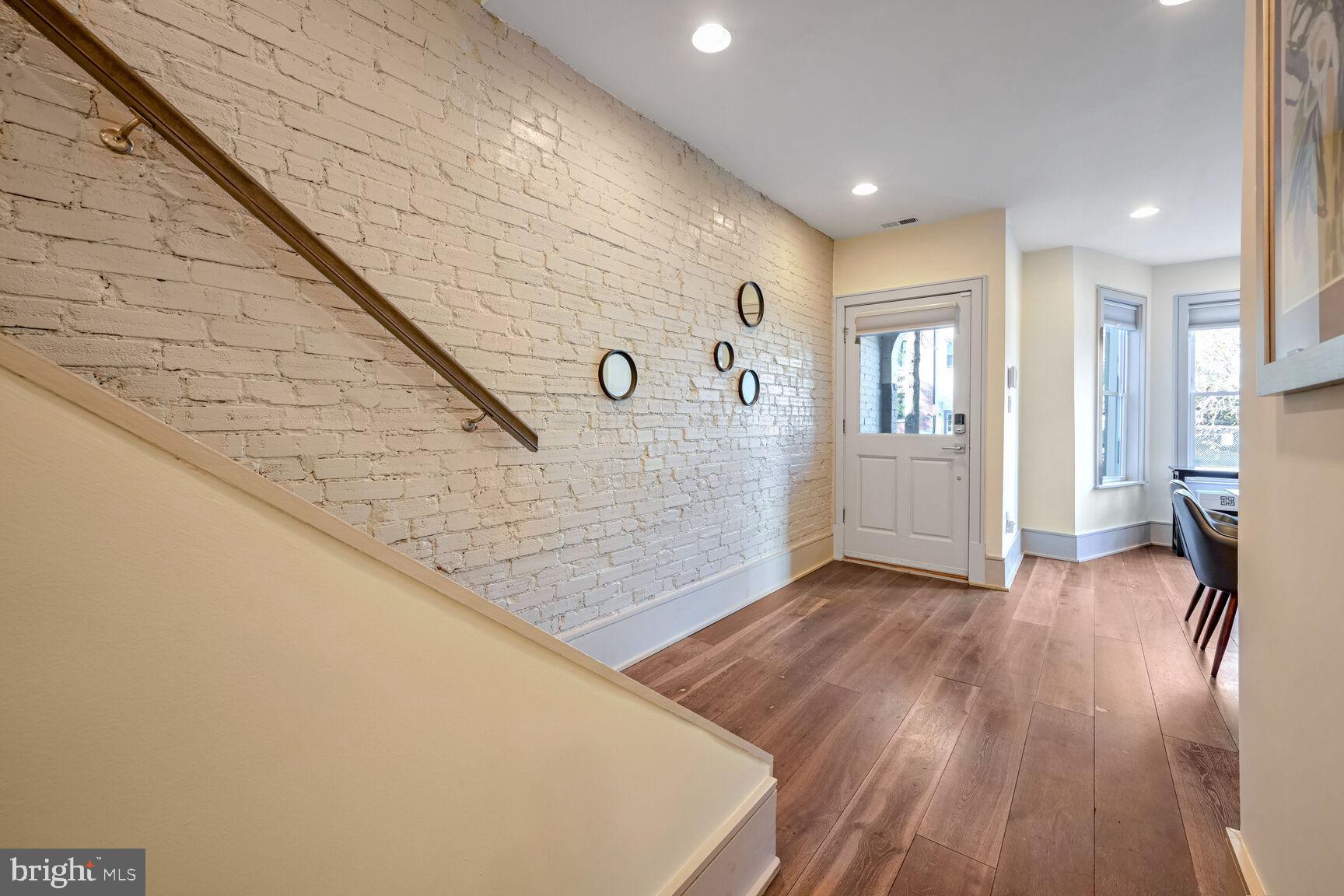 829 4th Street Northeast Washington, DC 20002 - Photo 3 of 28 Entryway