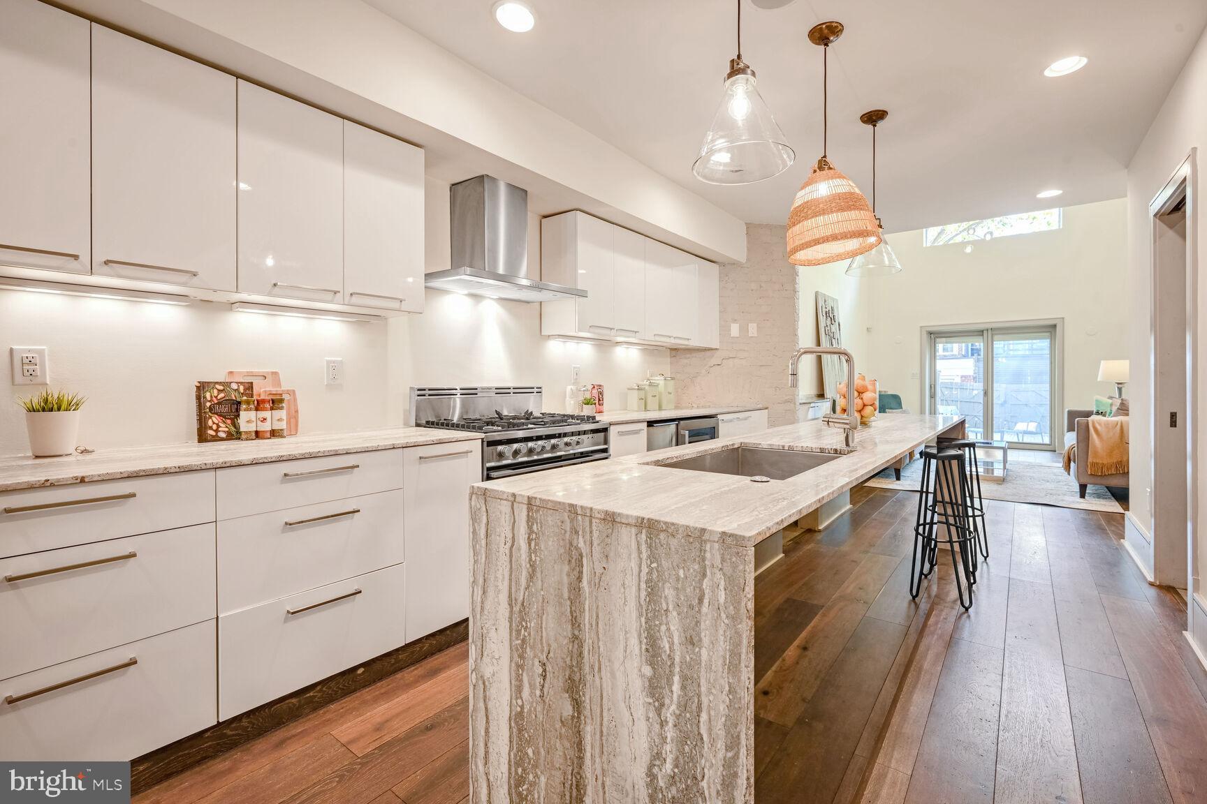 829 4th Street Northeast Washington, DC 20002 - Photo 5 of 28 Kitchen