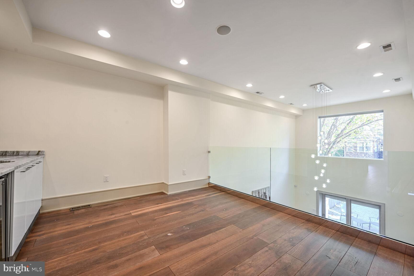 829 4th Street Northeast Washington, DC 20002 - Photo 10 of 28 Loft Space