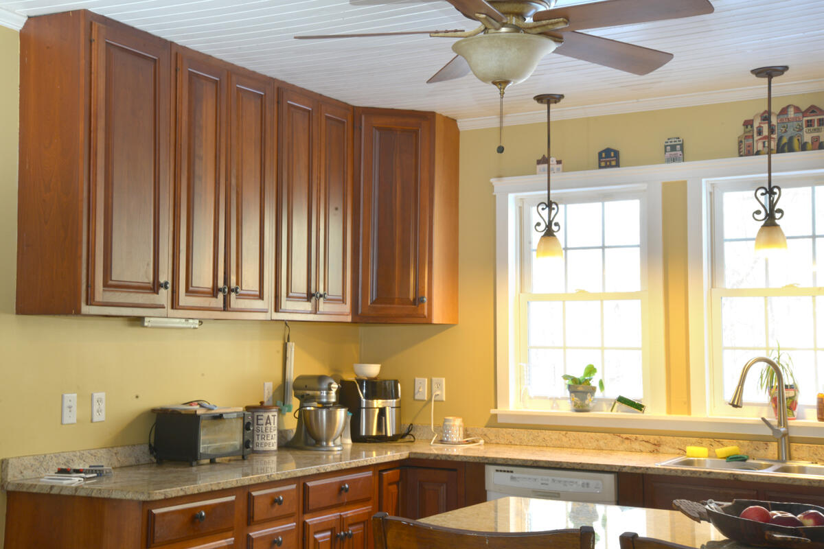 987 Pequawket Trail Baldwin, ME 04091 - Photo 7 of 31 kitchen