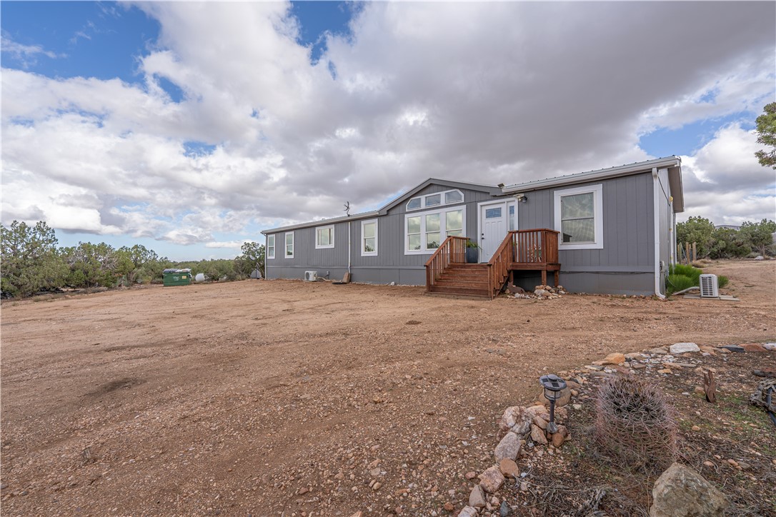 2765 North Silver Springs Road Kingman, AZ 86401 - Photo 7 of 60 Front of Structure