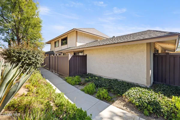 $536,000 | 28831 Oakpath Drive, Unit 44, Agoura Hills, CA 91301