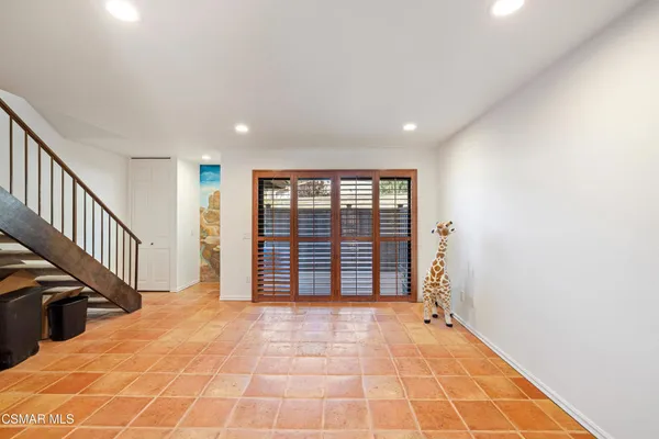 $536,000 | 28831 Oakpath Drive, Unit 44, Agoura Hills, CA 91301