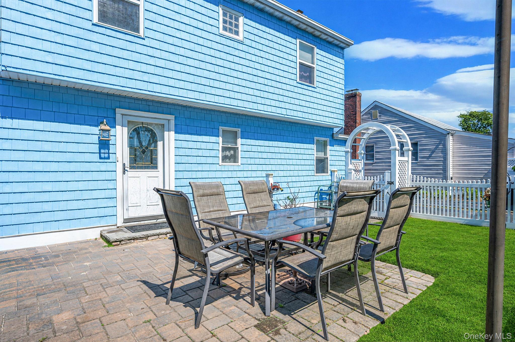 61 North Ocean Avenue Islip, NY 11751 - Photo 35 of 36