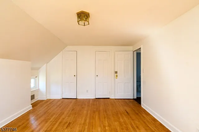 $575,000 | 176 Woodland Avenue, Verona, NJ 07044