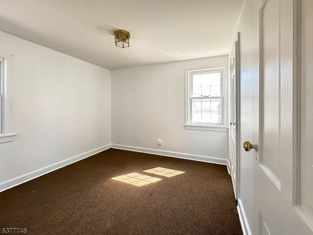 $575,000 | 176 Woodland Avenue, Verona, NJ 07044