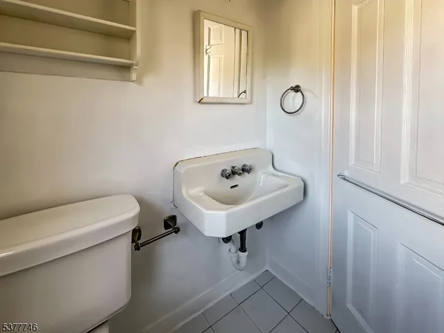 $575,000 | 176 Woodland Avenue, Verona, NJ 07044