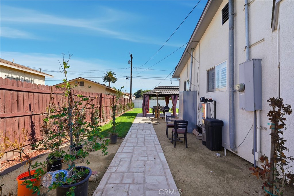 11340 Virginia Street Lynwood, CA 90262 - Photo 37 of 53 a view of a street with sitting area