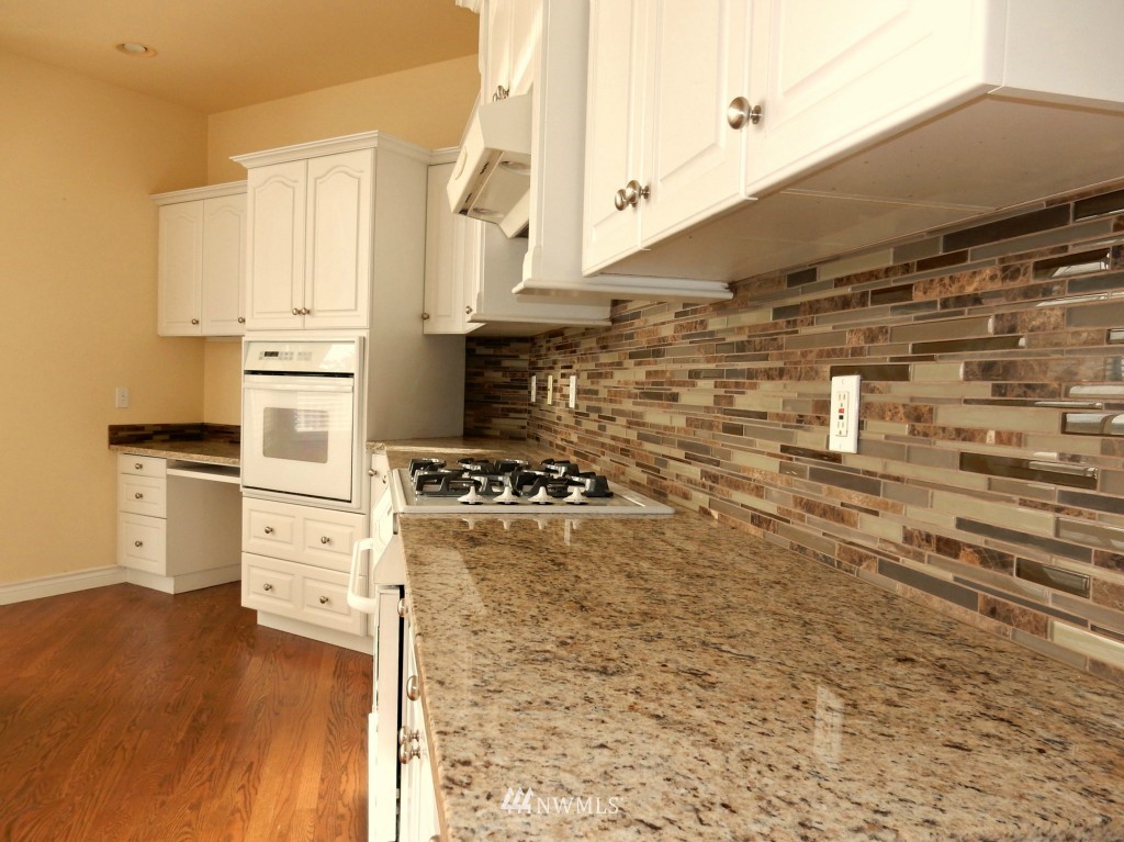 1271 Bradley Road Lynden, WA 98264 - Photo 14 of 25 Gallery Image 14