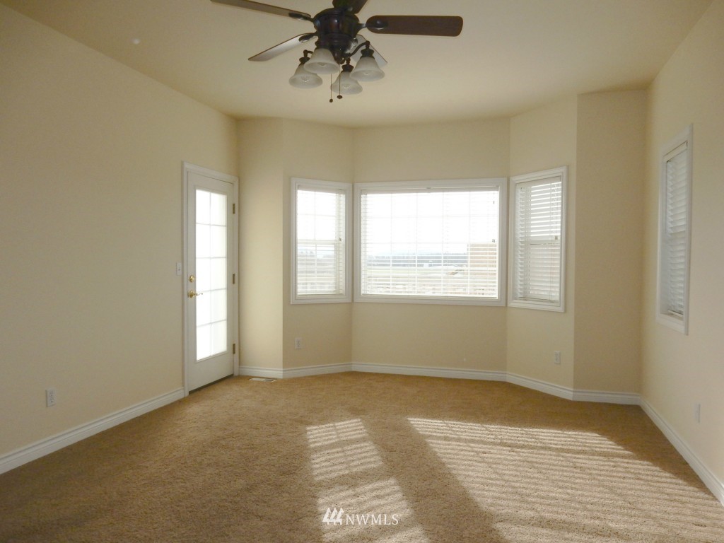 1271 Bradley Road Lynden, WA 98264 - Photo 19 of 25 Gallery Image 19