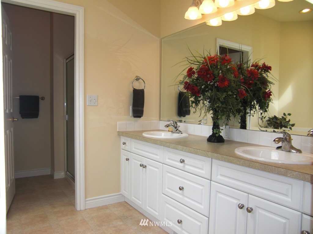 1271 Bradley Road Lynden, WA 98264 - Photo 20 of 25 Gallery Image 20