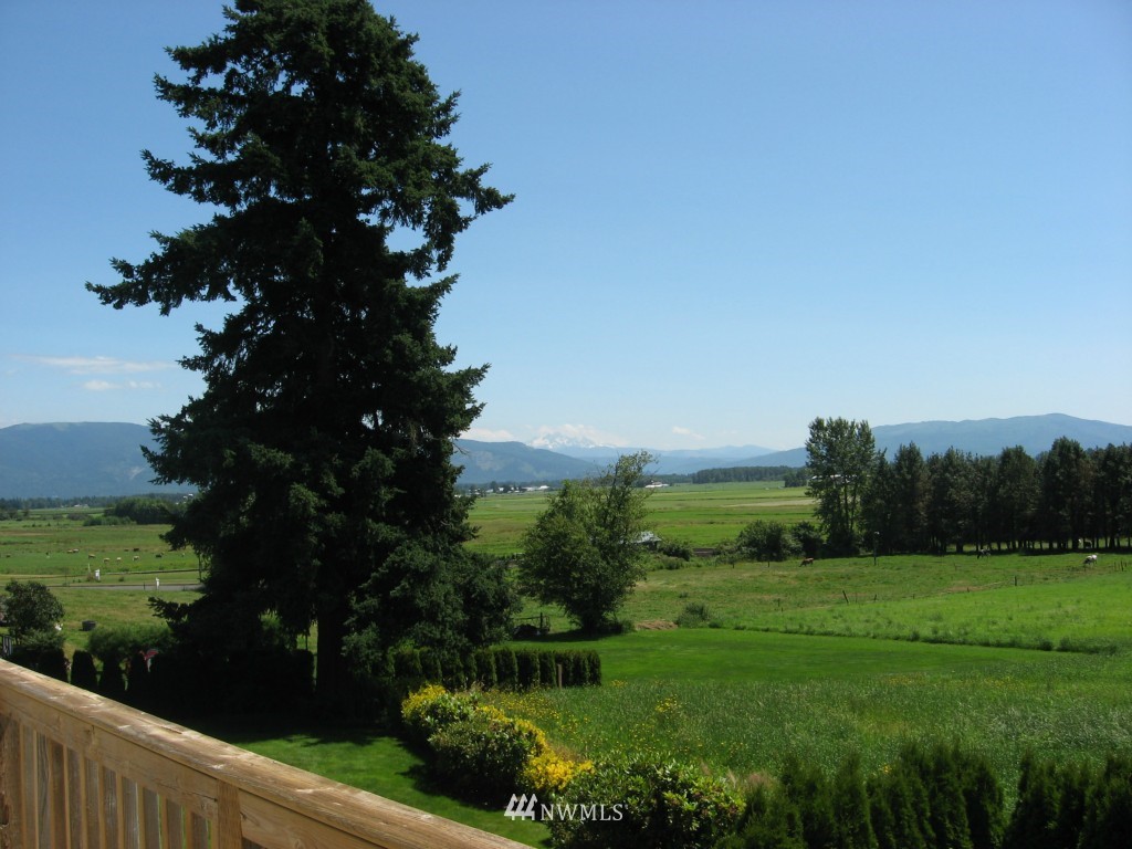1271 Bradley Road Lynden, WA 98264 - Photo 25 of 25 Gallery Image 25