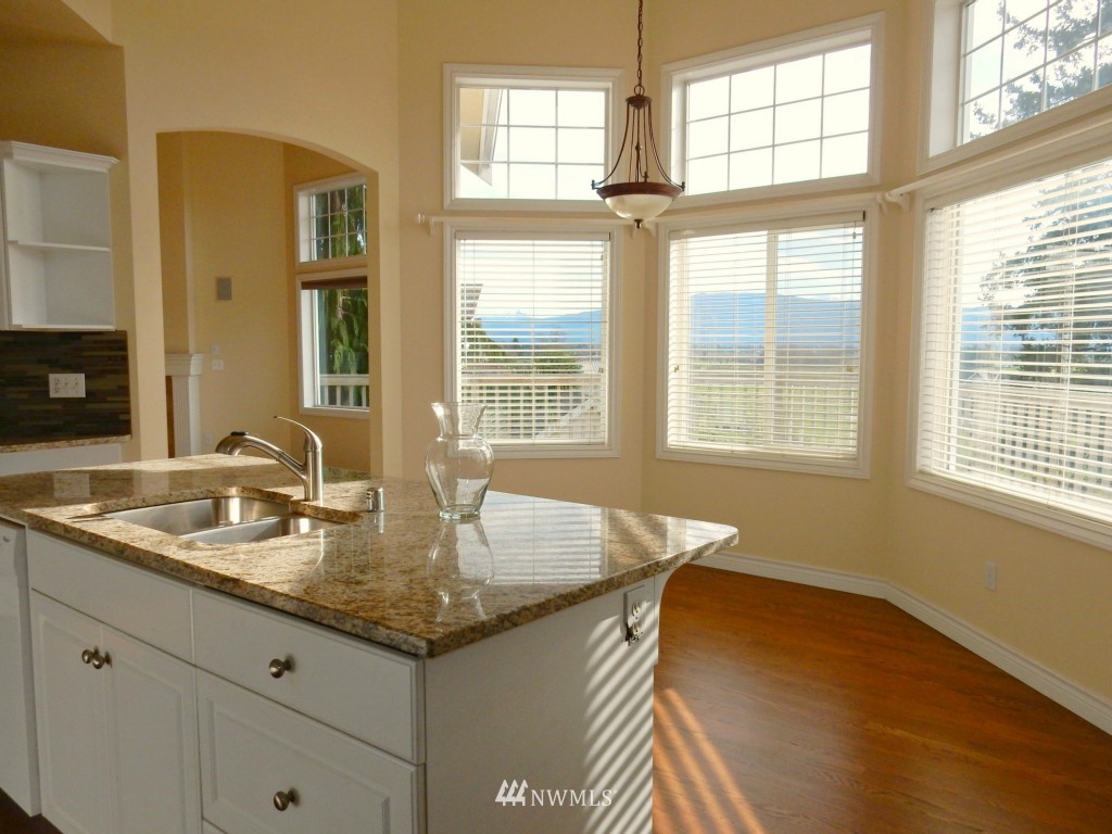 1271 Bradley Road Lynden, WA 98264 - Photo 8 of 25 Gallery Image 8