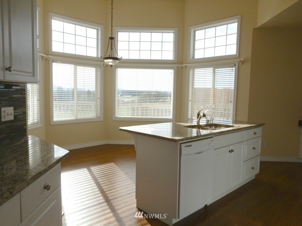 1271 Bradley Road Lynden, WA 98264 - Photo 10 of 25 Gallery Image 10
