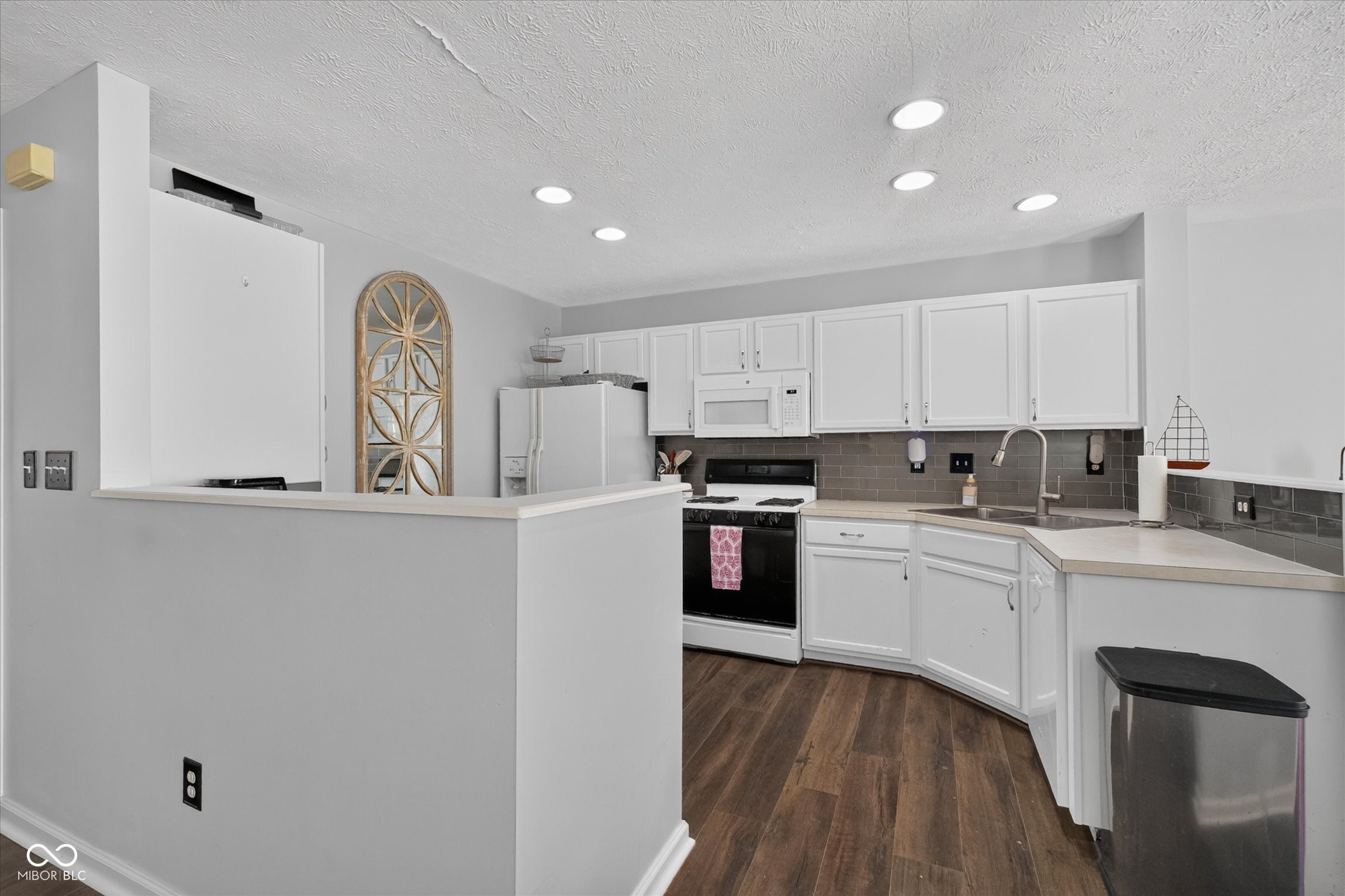 9681 Anson Street Fishers, IN 46038 - Photo 7 of 24 Gallery Image 7