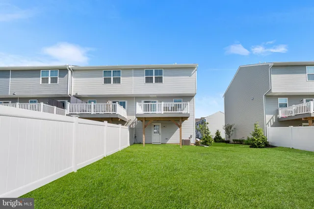 $364,900 | 26 L L Wendowski Street, Beverly, NJ 08010