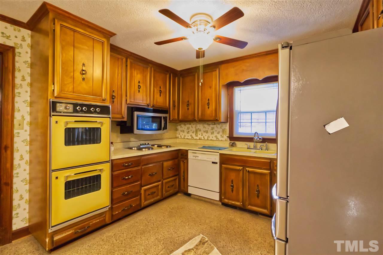 1505 Falls Church Road Raleigh, NC 27609 - Photo 7 of 20