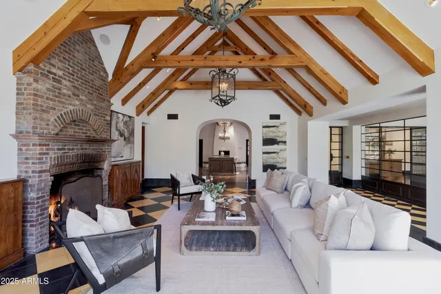 $5,000,000 | 27050 North 103rd Street, Scottsdale, AZ 85262