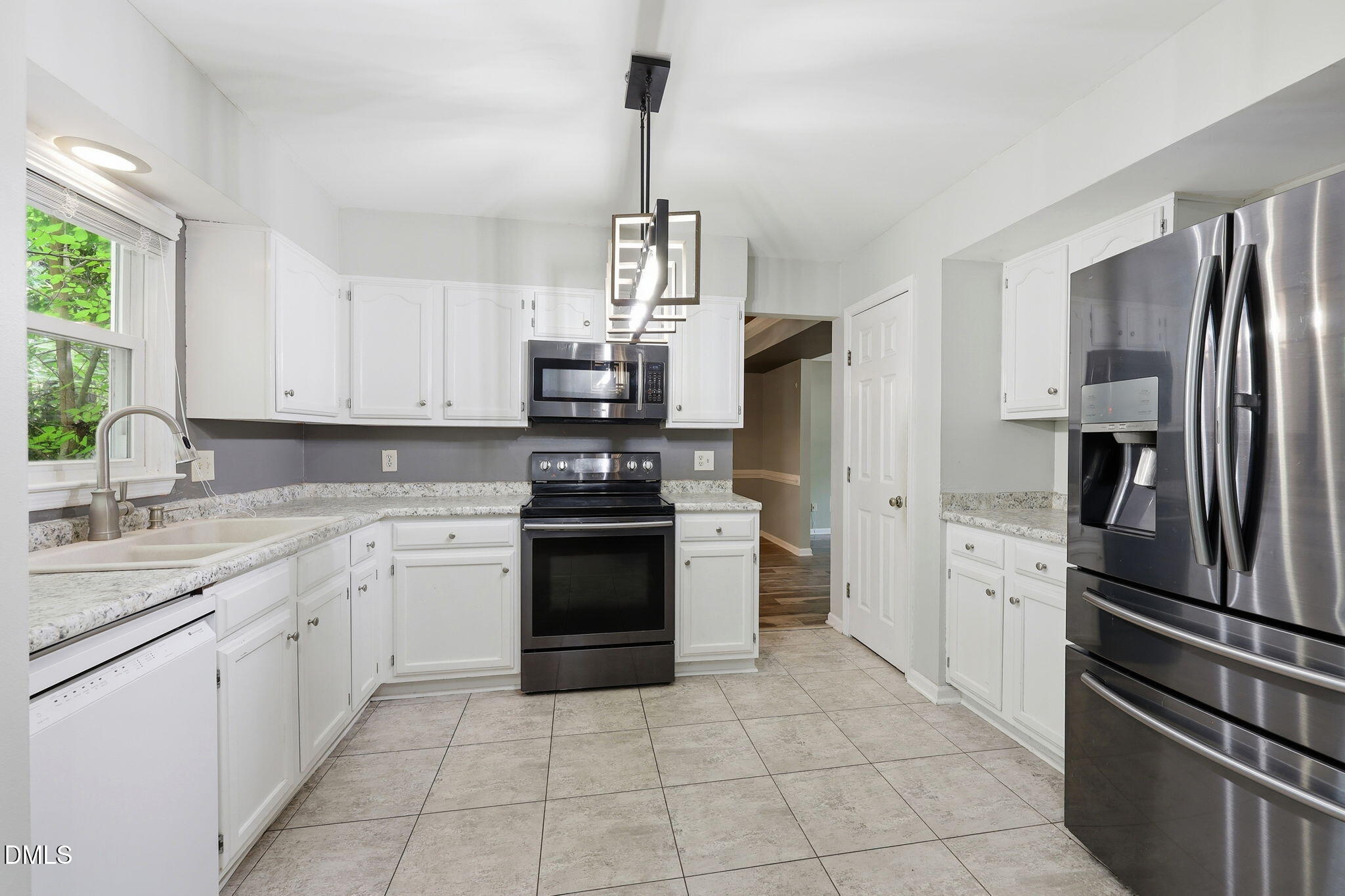 4509 Hollirose Place Raleigh, NC 27616 - Photo 14 of 46