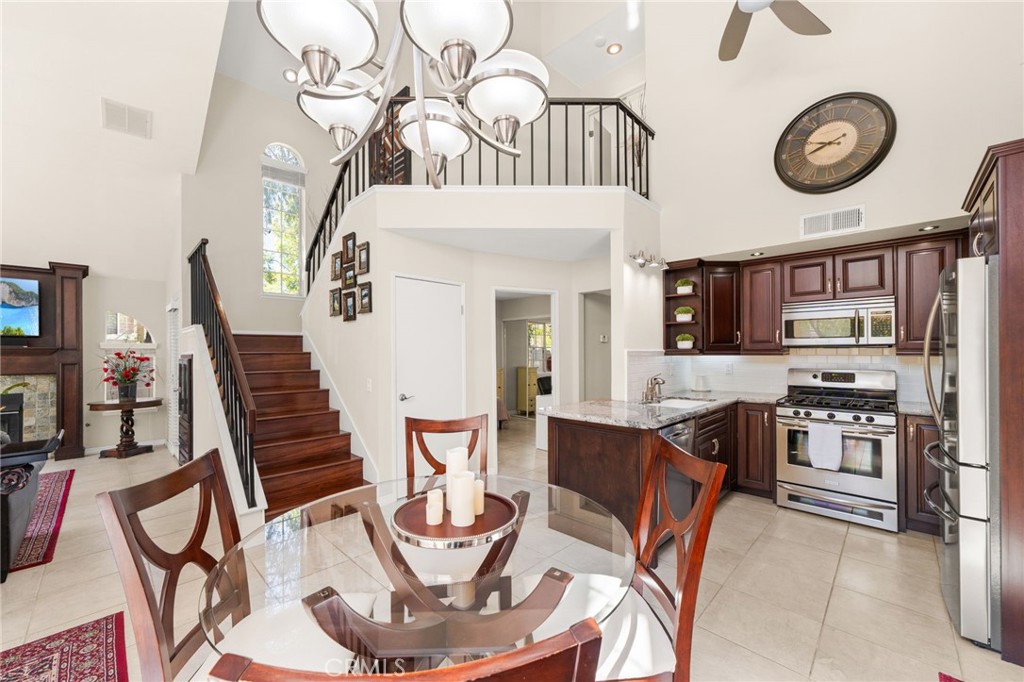 20721 East Crest Lane, Unit B Walnut, CA 91789 - Photo 15 of 41