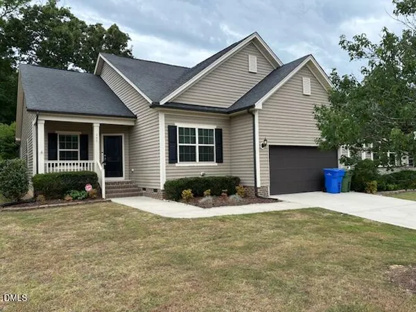 $2,200 | 445 Pine Burr Street, Fuquay-Varina, NC 27526