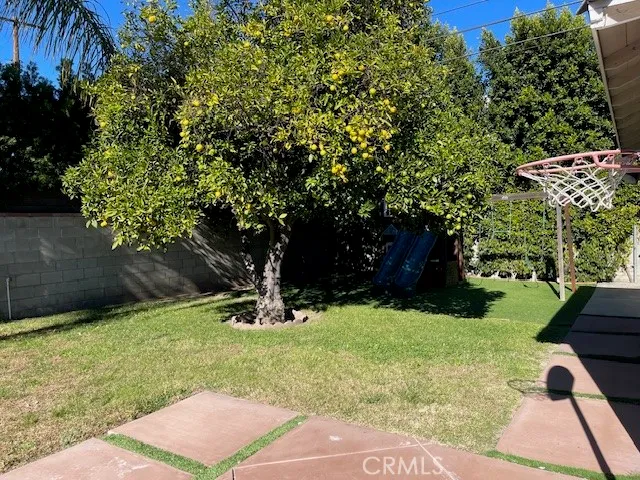 a view of an outdoor space and a yard
