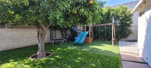 $4,450 | 12619 Tiara Street, Valley Village, CA 91607