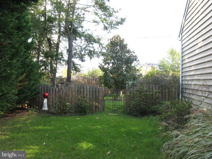 310 Greenwood Road Linthicum, MD 21090 - Photo 22 of 26 a view of outdoor space and garden