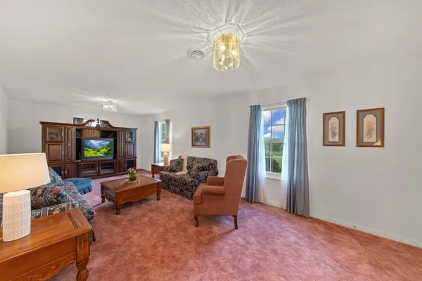 $585,000 | 540 Hurley Drive, Sneedville, TN 37869