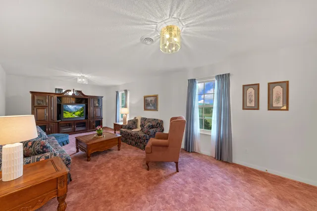 $585,000 | 540 Hurley Drive, Sneedville, TN 37869