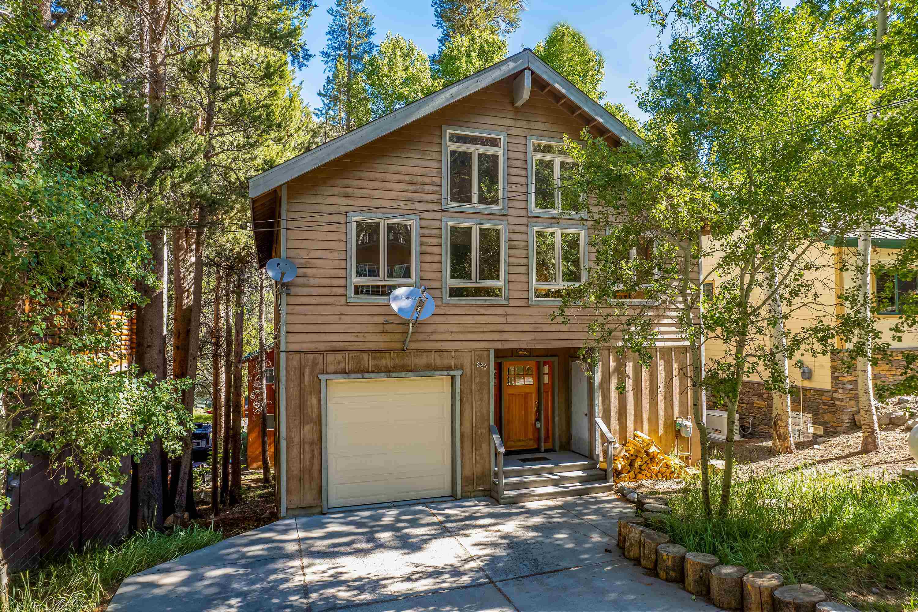 685 Steelhead Road June Lake, CA 93529 - Photo 1 of 30 Gallery Image 1