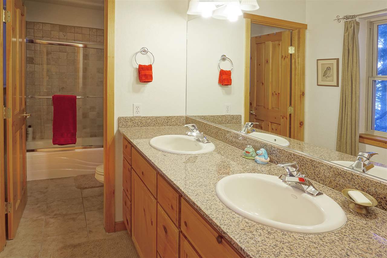 685 Steelhead Road June Lake, CA 93529 - Photo 17 of 30 Gallery Image 17