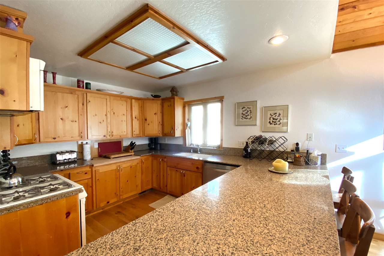 685 Steelhead Road June Lake, CA 93529 - Photo 8 of 30 Gallery Image 8