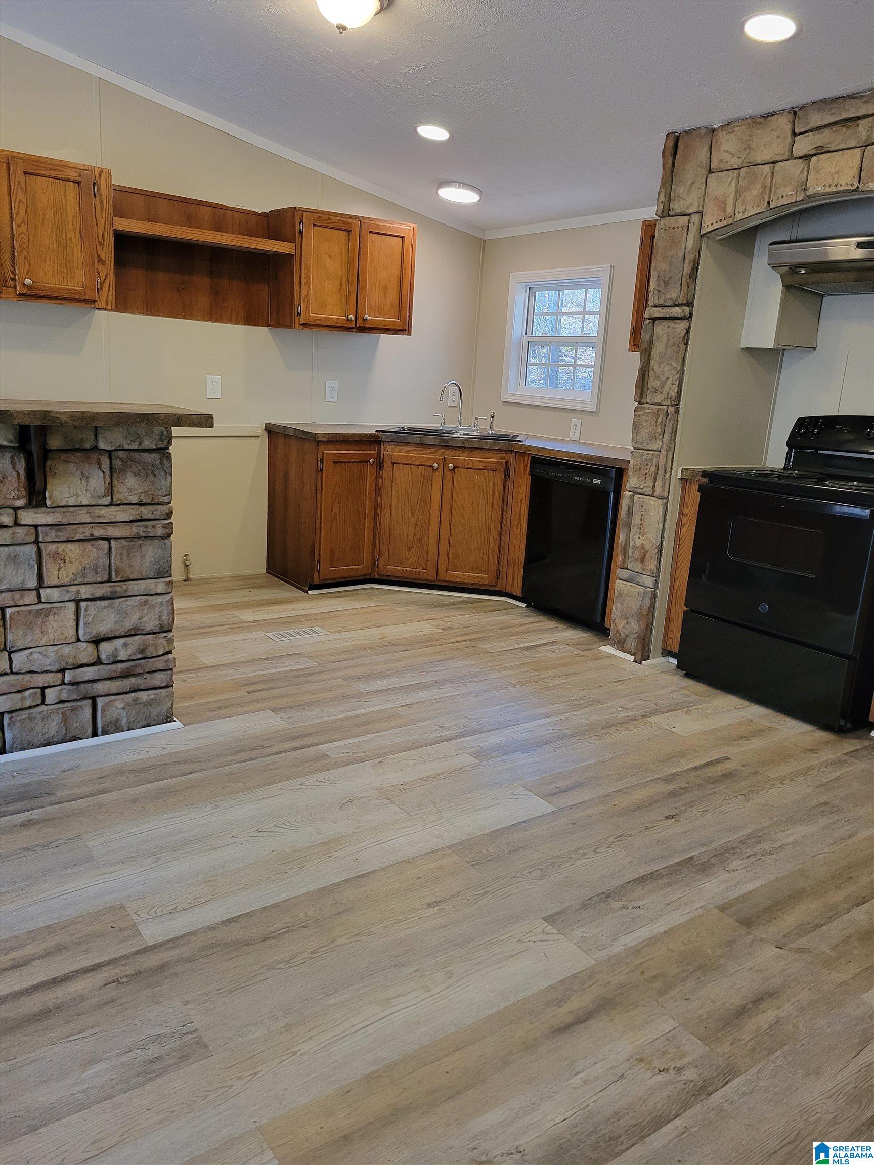1710 Blackjack Road Trussville, AL 35173 - Photo 5 of 15