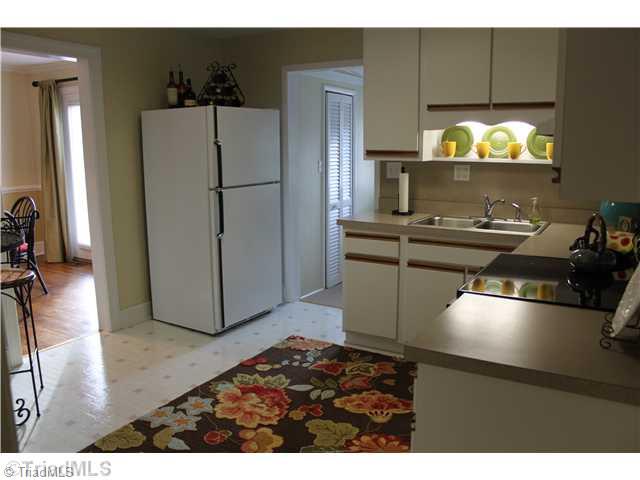1909 Independence Road Greensboro, NC 27408 - Photo 8 of 15 Kitchen.