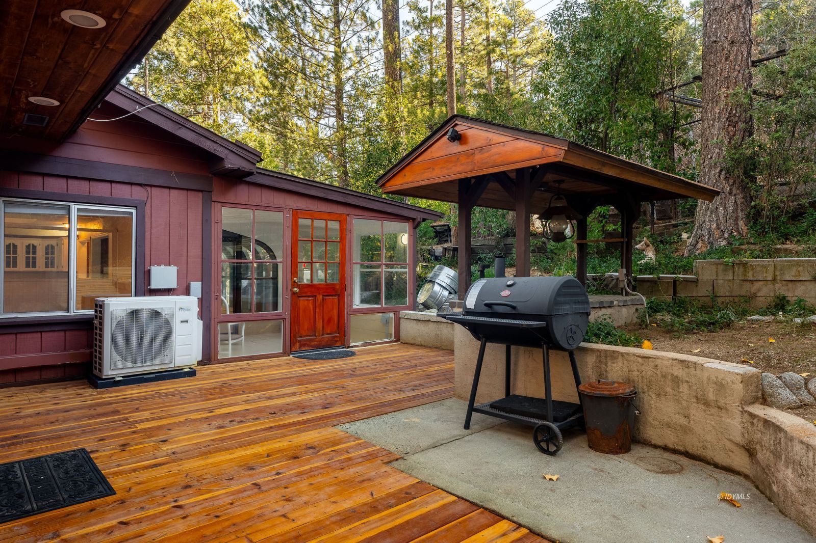 52805 Idyllmont Road Idyllwild, CA 92549 - Photo 13 of 52 Back Deck