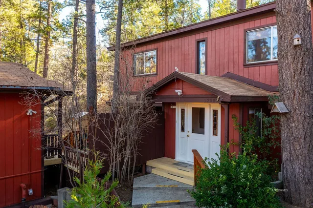 $635,000 | 52805 Idyllmont Road, Idyllwild, CA 92549
