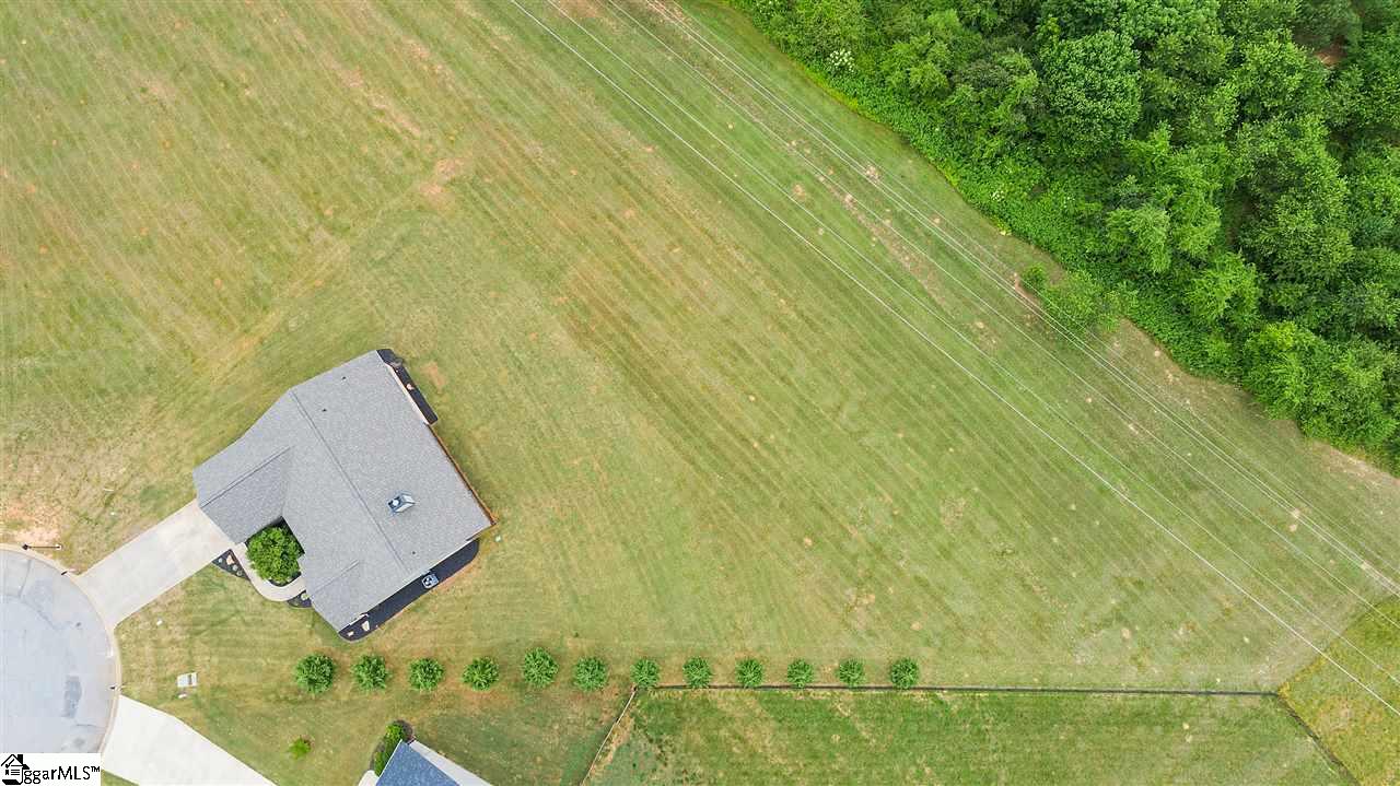 122 Daniel Kennedy Way Inman, SC 29349 - Photo 3 of 30