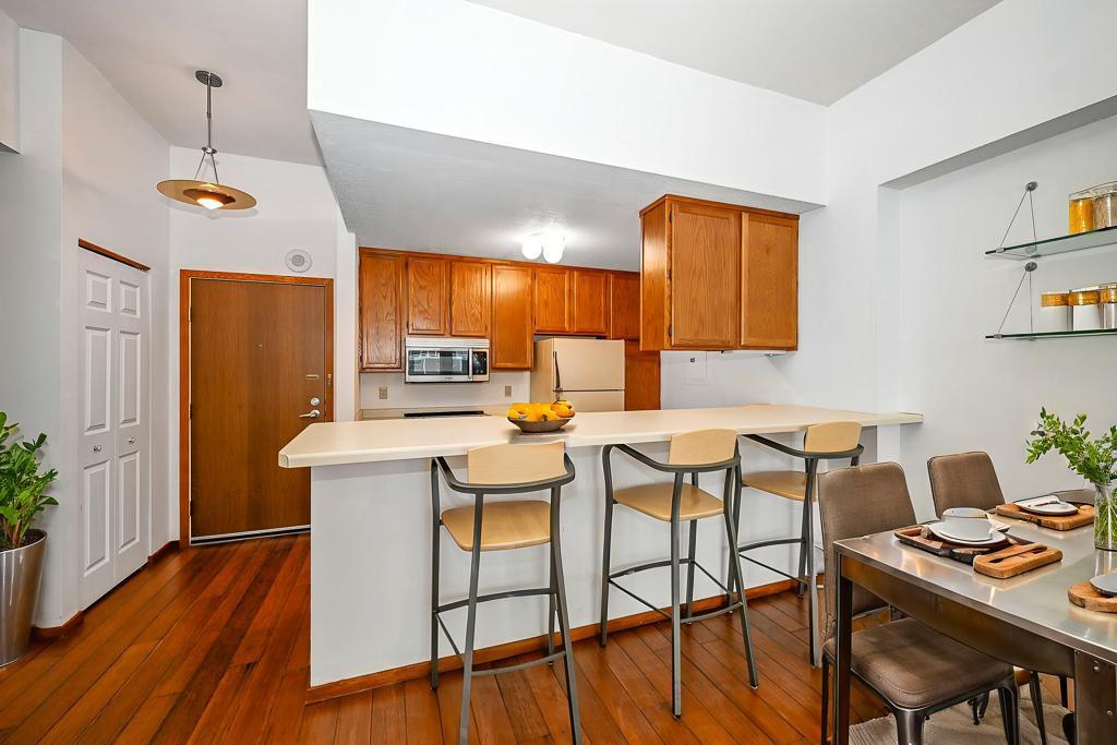 433 South 7th Street, Unit 2305 Minneapolis, MN 55415 - Photo 2 of 22