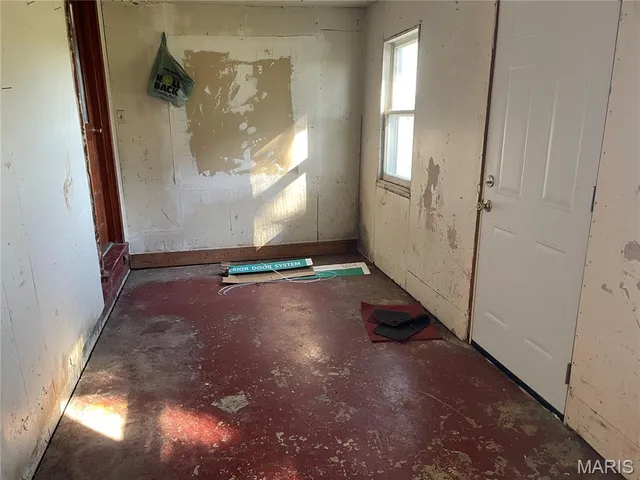 $199,900 | 437 County Road 6420, Salem, MO 65560