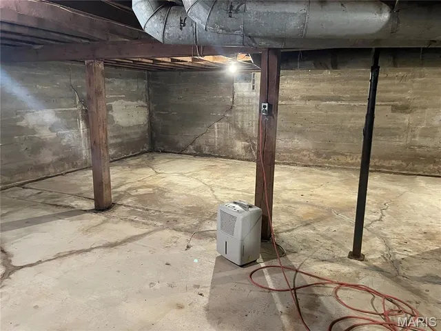 $199,900 | 437 County Road 6420, Salem, MO 65560