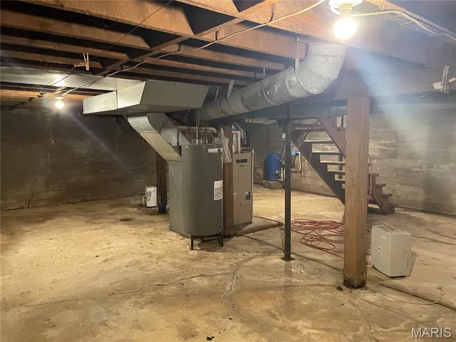 $199,900 | 437 County Road 6420, Salem, MO 65560