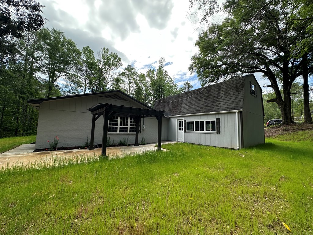 593 Mary McClendon Road Ozark, AL 36360 - Photo 2 of 65